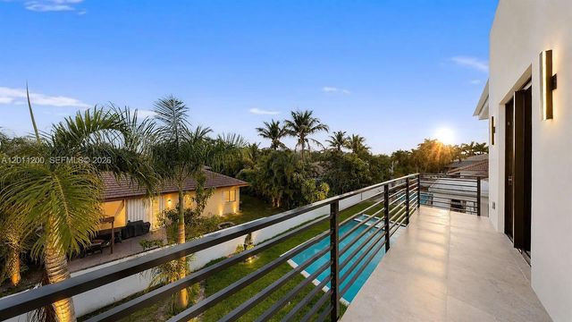 16022 NW 83rd Ct, Miami Lakes, FL 33016