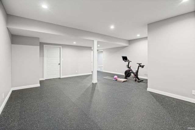 6136 Helmsdale Drive, Lafayette, IN 47905