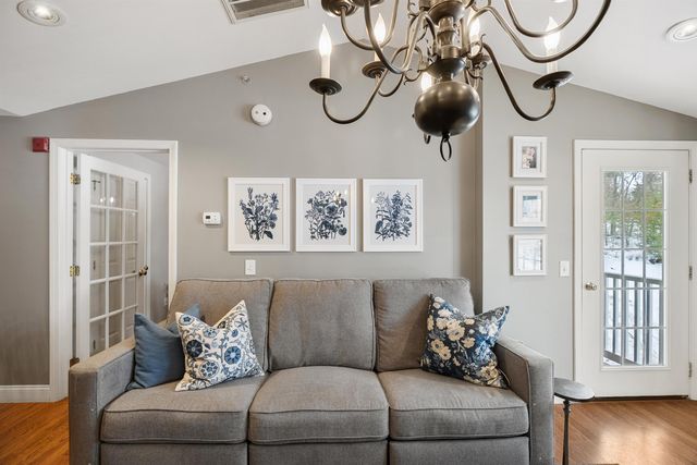 14 Vista Ridge Dr Unit 66, Londonderry, NH 03053