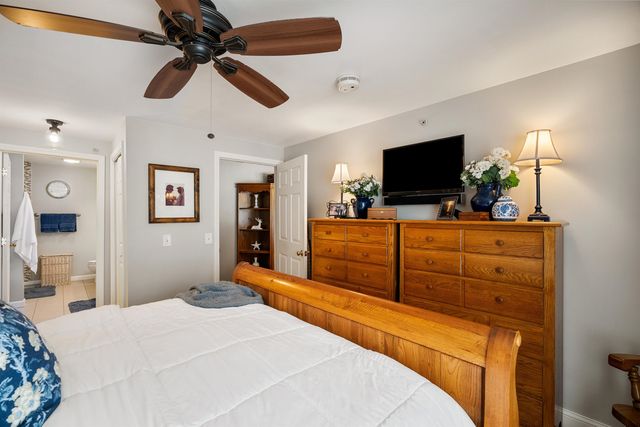 14 Vista Ridge Dr Unit 66, Londonderry, NH 03053