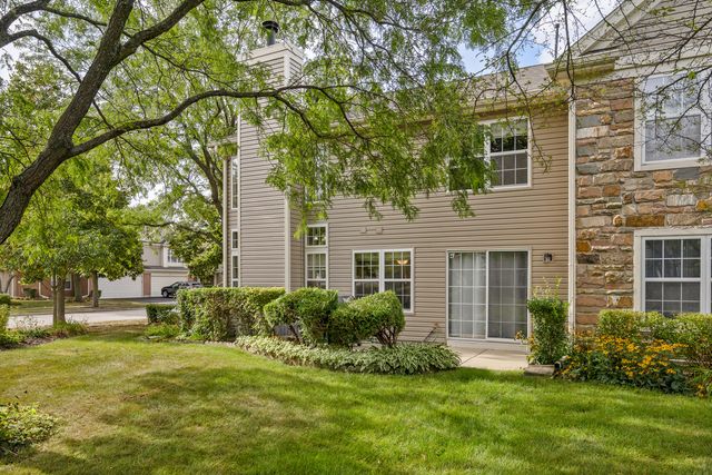 2920 OAK Court, Schaumburg, IL 60193