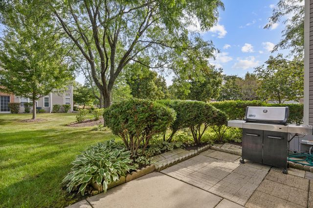 2920 OAK Court, Schaumburg, IL 60193