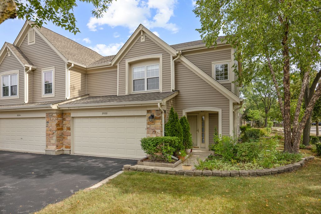 2920 OAK Court, Schaumburg, IL 60193