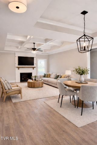 713 Twilight Falls, Jonesborough, TN 37659