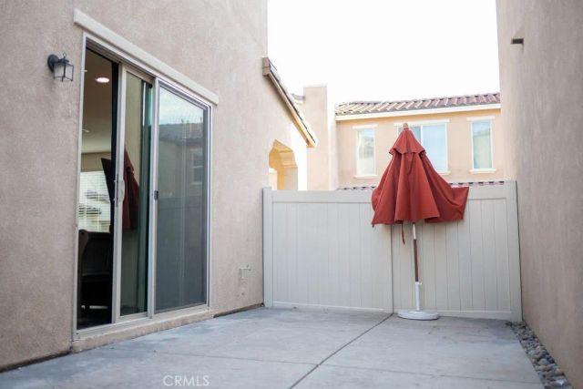1928 Ray Abril Jr, Colton, CA 92324