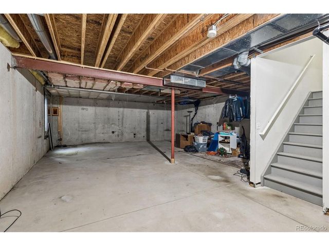 847 S Evanston Cir, Aurora, CO 80012