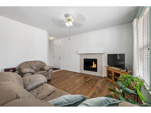 847 S Evanston Cir, Aurora, CO 80012