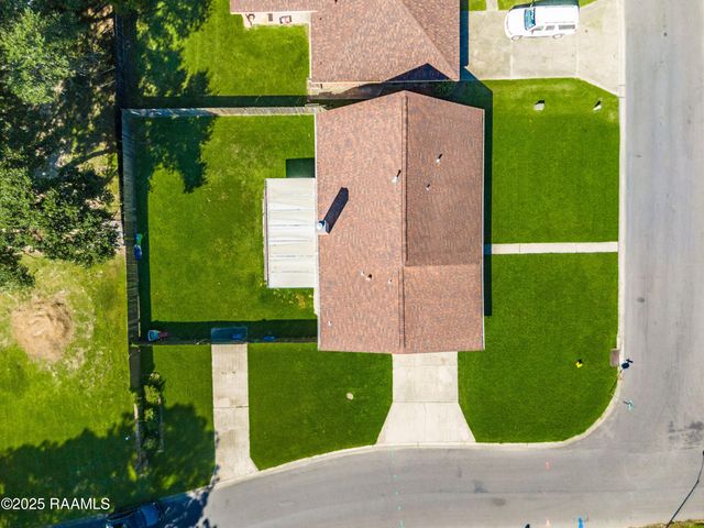 101 Briarwood Drive, Lafayette, LA 70501