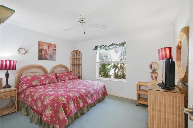 20 WOOD HAVEN DRIVE, Palm Coast, FL 32164