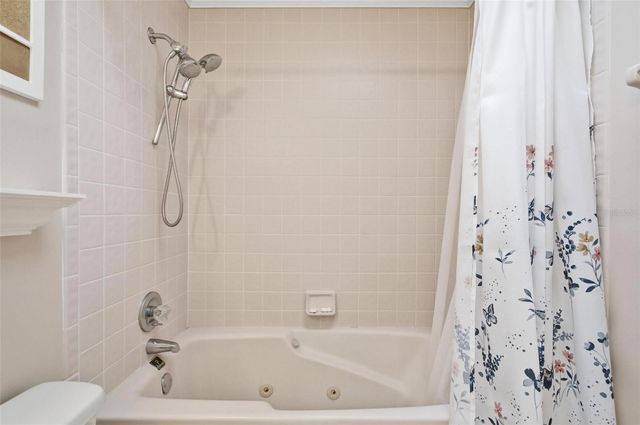 20 WOOD HAVEN DRIVE, Palm Coast, FL 32164