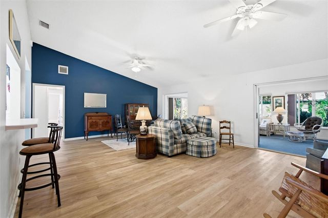 20 WOOD HAVEN DRIVE, Palm Coast, FL 32164