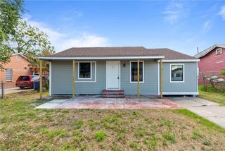1725 Whittier Dr, Corpus Christi, TX 78415