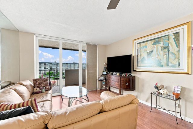 777 S Federal Highway RP PH 15, Pompano Beach, FL 33062