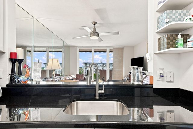 777 S Federal Highway RP PH 15, Pompano Beach, FL 33062
