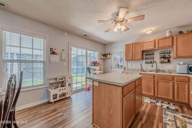 101 Barrington Court, Maple Hill, NC 28454