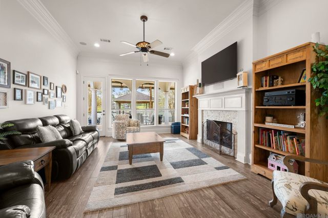 21179 Waterfront East Dr, Maurepas, LA 70449