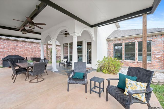 21179 Waterfront East Dr, Maurepas, LA 70449