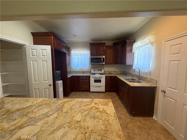3395 Franklin Avenue, Riverside, CA 92507