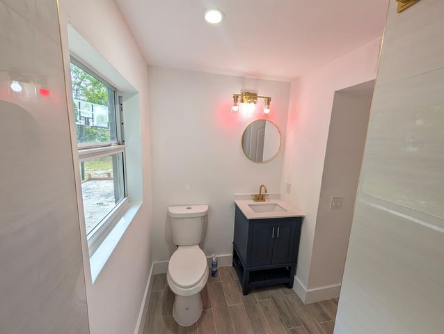 1733 NW 18TH Street, Fort Lauderdale, FL 33311