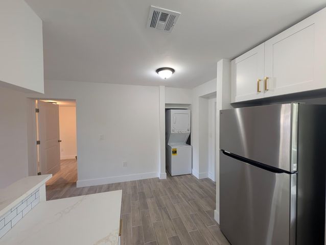1733 NW 18TH Street, Fort Lauderdale, FL 33311