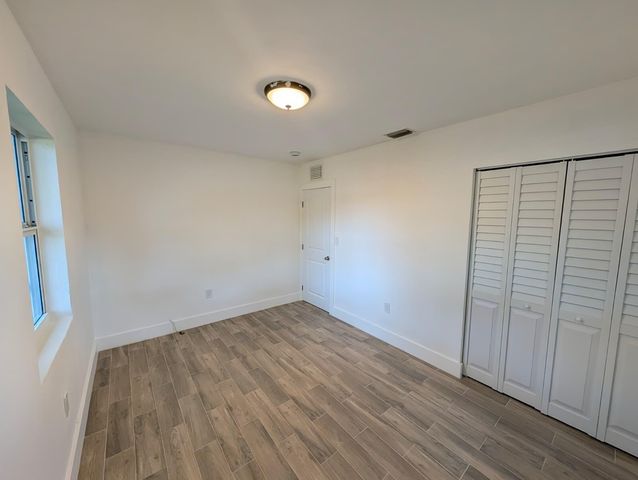 1733 NW 18TH Street, Fort Lauderdale, FL 33311