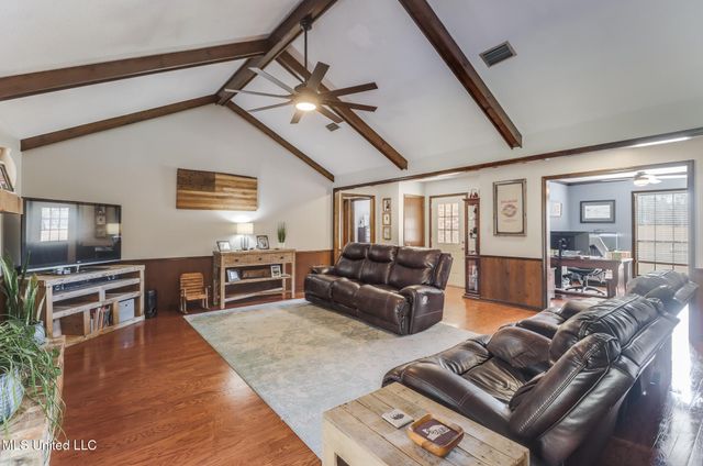 13682 John Clark Road, Gulfport, MS 39503