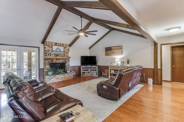 13682 John Clark Road, Gulfport, MS 39503