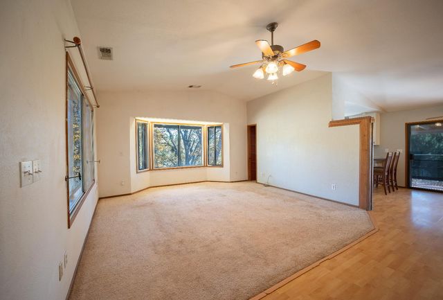 33 Stanley Rd, West Point, CA 95255