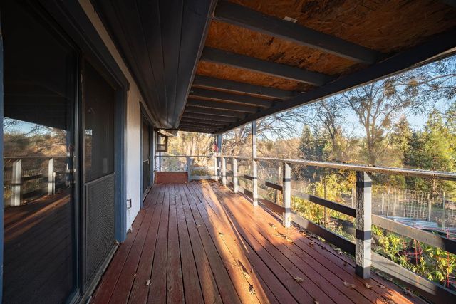 33 Stanley Rd, West Point, CA 95255