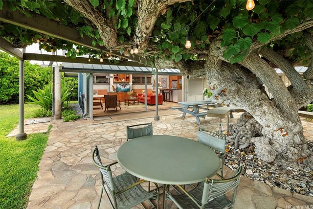 87-835 Farrington Highway, Waianae, HI 96792