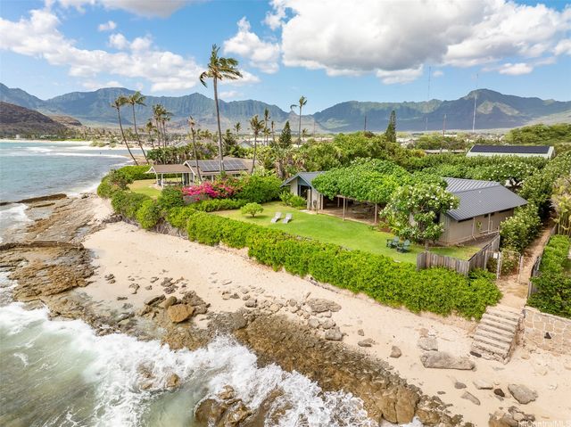 87-835 Farrington Highway, Waianae, HI 96792