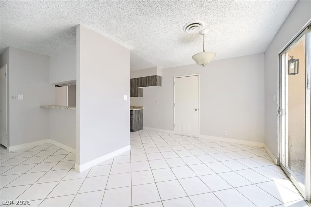 2024 Collins Avenue, Las Vegas, NV 89106 — photo 5