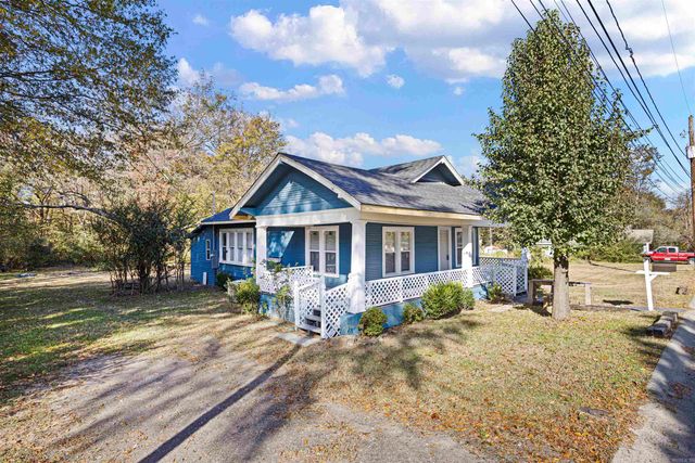 709 N GRIFFIN Street, Morrilton, AR 72110