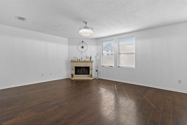 1504 Lone Star Court, Mesquite, TX 75181