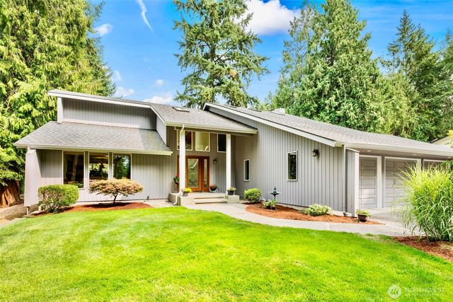 407 Point Fosdick Drive NW, Gig Harbor, WA 98335