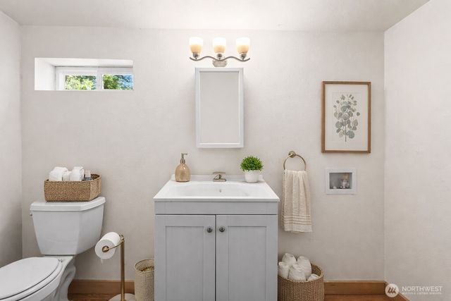 407 Point Fosdick Drive NW, Gig Harbor, WA 98335