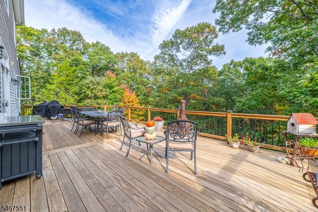 105 Alpine Ridge Rd, West Milford Twp., NJ 07480