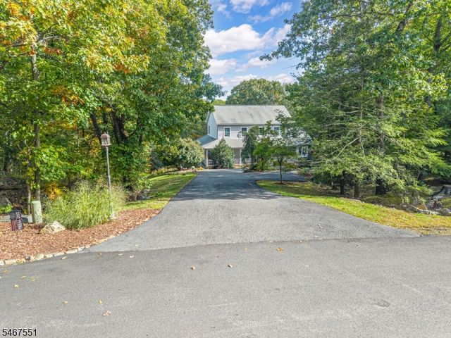 105 Alpine Ridge Rd, West Milford Twp., NJ 07480