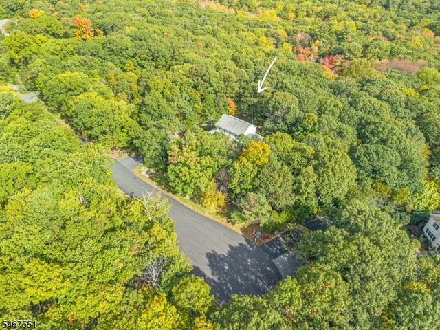 105 Alpine Ridge Rd, West Milford Twp., NJ 07480