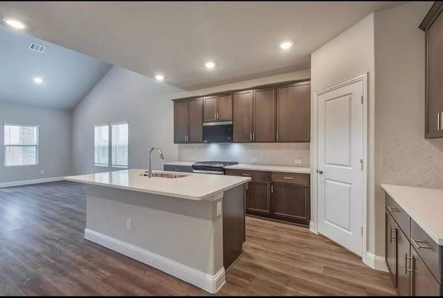 404 Dempsey Drive, Princeton, TX 75071