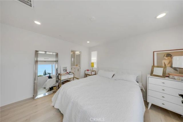 17961 Conch Lane, Huntington Beach, CA 92646