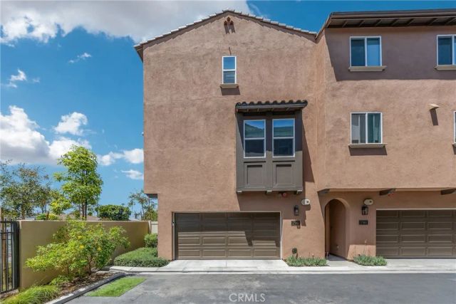 17961 Conch Lane, Huntington Beach, CA 92646