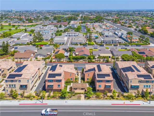 17961 Conch Lane, Huntington Beach, CA 92646