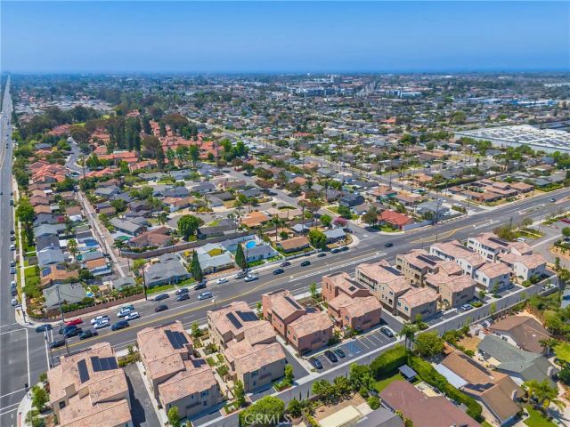 17961 Conch Lane, Huntington Beach, CA 92646
