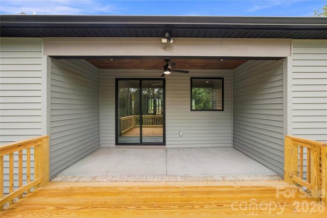 5014 Star Magnolia Court, Clover, SC 29710