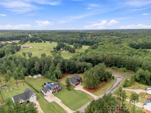 5014 Star Magnolia Court, Clover, SC 29710
