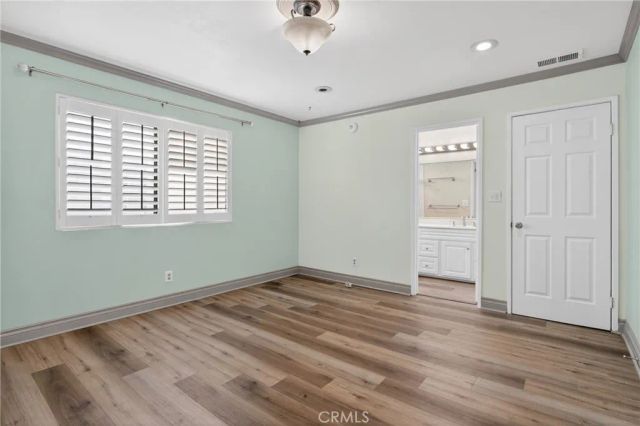18433 Hatteras 507, Tarzana, CA 91356