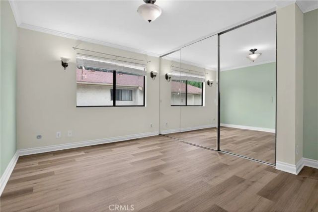 18433 Hatteras 507, Tarzana, CA 91356