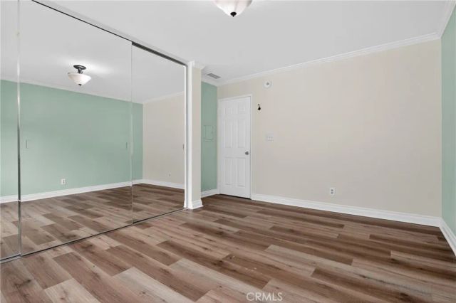 18433 Hatteras 507, Tarzana, CA 91356