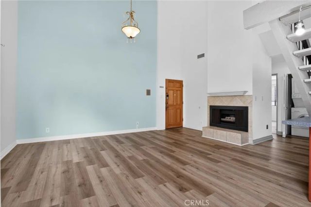 18433 Hatteras 507, Tarzana, CA 91356